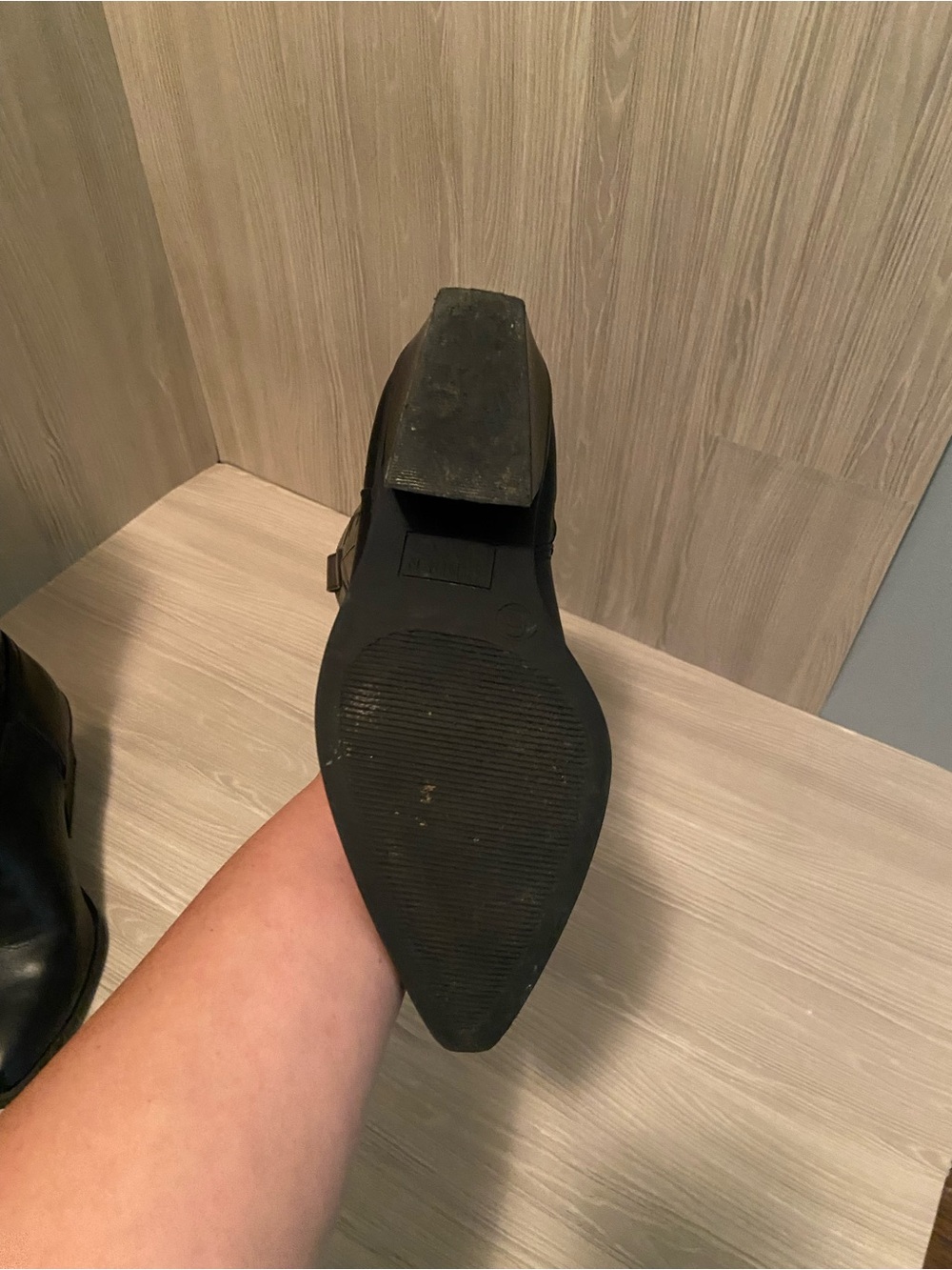 Tall Black Heeled Western Boots with Pointed Toe - Picture 6 of 8
